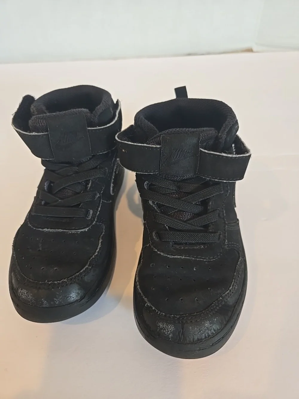 Nike Kids Black High-Top Sneakers with Hook-and-Loop Strap 10C